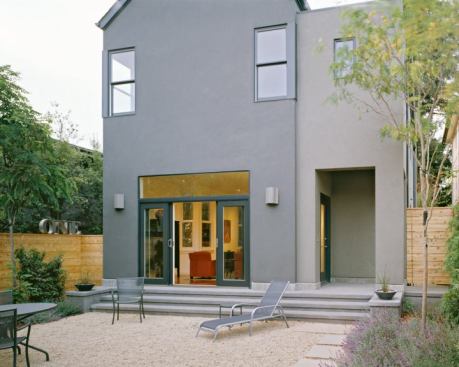 The private courtyard of the front unit.