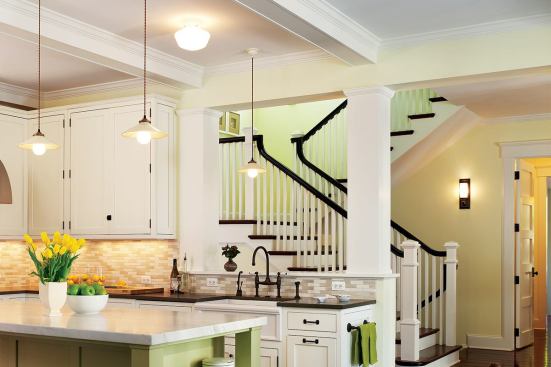 “Judicious lighting placement completes a nicely composed space without distracting from the architecture,” noted the 2014 Watermark jury.