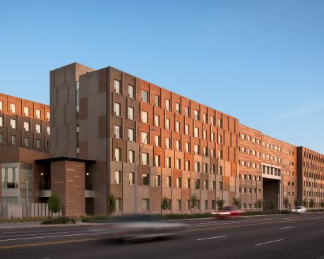 Energy-Efficient Building Student housing at Barrett Honors College at Arizona State University, built by Hardison/Downey/Kitchell, includes 1,720 beds within 563,000 square feet.