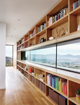 Franklin Mountain House by Hazelbaker Rush in El Paso. Photo: Casey Dunn