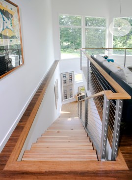 Stair to lower level with cable railing
