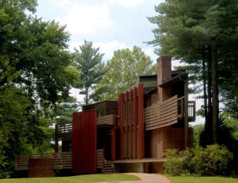"It references [Frank Lloyd Wright's] Robey house, and the presentation is superb," said one judge.