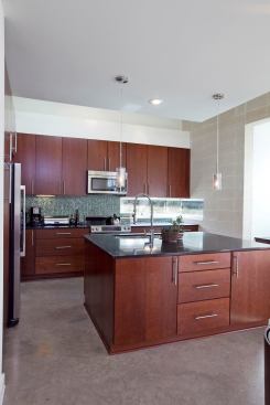 An alternate view of the kitchen.