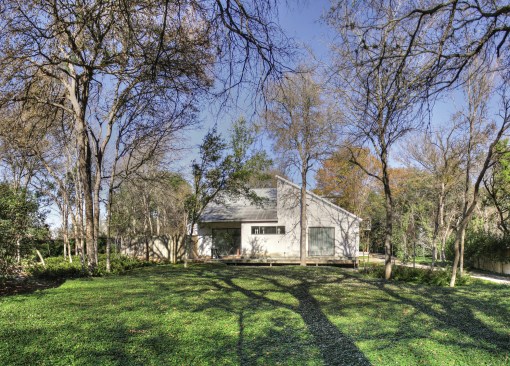 Snyder Hill Residence by A. Gruppo Architects in San Marcos, Texas