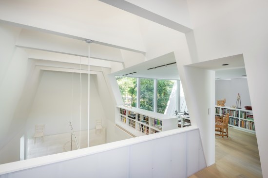 Snyder Hill Residence by A. Gruppo Architects in San Marcos, Texas