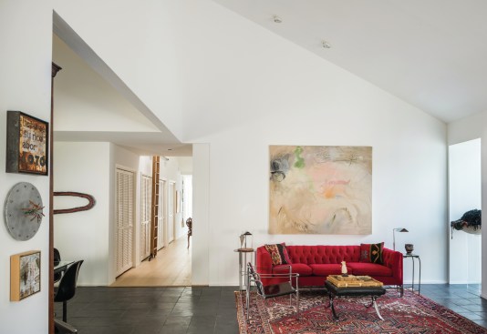 Snyder Hill Residence by A. Gruppo Architects in San Marcos, Texas