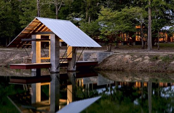 Masonry pillars support the pier and its standing-seam metal roof. The judges loved the structure's pure honesty and simplicity.