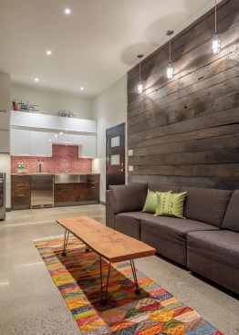 Pool House Lounge