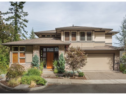 Photo by Bob Greenspan