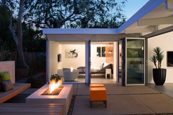 Truly Open Eichler House by Klopf Architecture