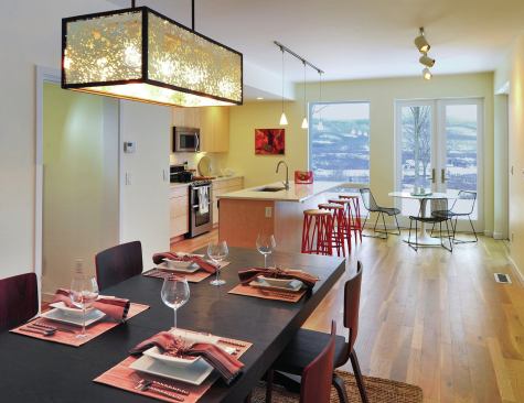 The center modular "Breezeway" section offers front-to-back views.