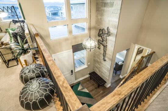 Interior Installation of Span Hewn Stone from Cultured Stone