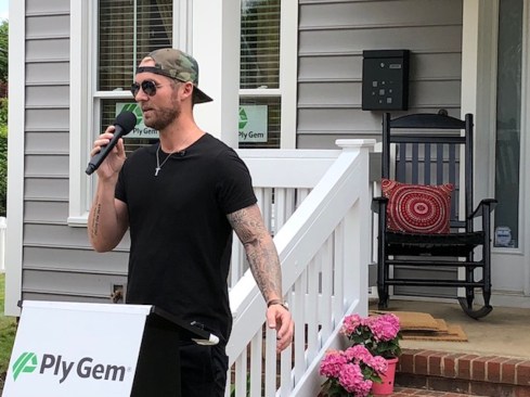 Country music star Brett Young teams up on Home for Good campaign.
