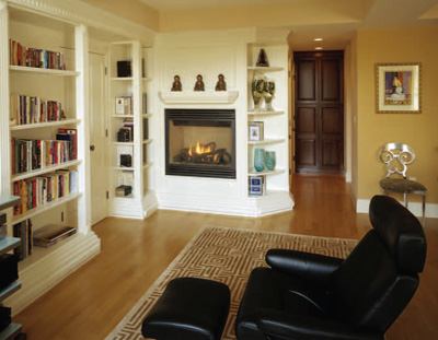 The auditorium-style church now boasts parking in the basement, two levels of housing, and a mezzanine level. The apartments feature 16-foot ceilings with lofts up to 25-feet high. And one condo boasts an extra-special room: a two-story library that incorporates the steeple.