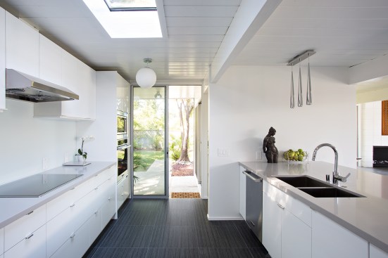 Double+Gable+Eichler+Remodel+by+Klopf+Architecture