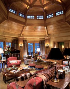 Inside, a more polished treatment creates something of an East-meets-West fusion.