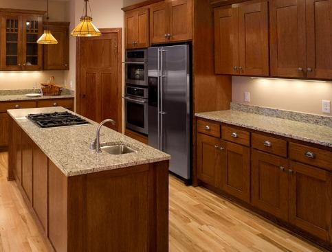 Cliq Studios Cliq Studios offers a wide selection of cabinets that, unlike many other budget lines, features all plywood boxes, glue and dowel construction, and dovetail draws. The prices are just as good as the big box stores, but the construction quality is high. 
www.cliqstudios.com.