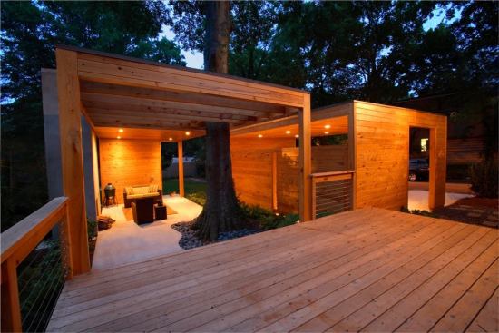 2009 Merit Award -
Dominey Pavilion, Decatur, Ga.
Entrant/Architect: Lightroom LLC, Decatur, Ga.;
Builder: Pinnacle Custom Builders, Decatur In their stark geometric simplicity, these almost-twin structures-a carport (top, right side) and an outdoor living pavilion-present a sculptural counterpoint to the Craftsman-style house whose tidy in-town lot they share.