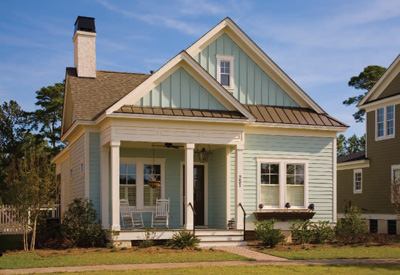 Expansive porches, soft colors, and a visual feast of well-crafted details —all the hallmarks of gracious Southern architecture—are on display at Oldfield, a 90-lot resort development on 24 acres.