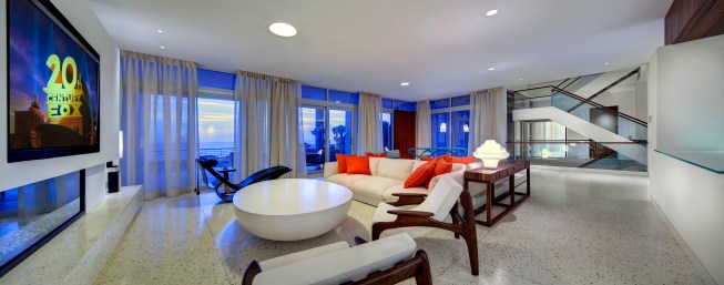 Private+Residence%2c+Casey+Key