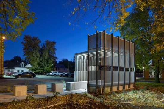 Corinthian+Gardens+Smokers%27+Shelter%2c+Des+Moines%2c+Iowa.