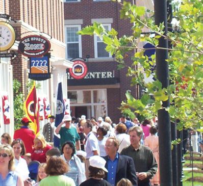 The new 22-acre site, located across the street from the post's commercial center, was uniquely positioned to offer something different for a military base—residential above retail. Business tenants include a coffee shop, day spa, barbershop, dry cleaner, and convenience store.