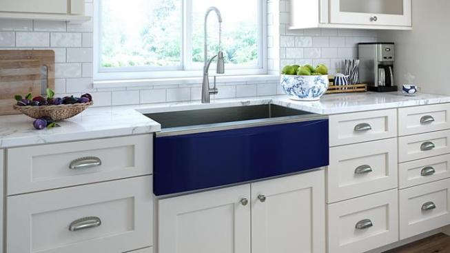 Elkay launched the Stainless Steel Farmhouse sink with Interchangeable Apron Front to give homeowners the ability to change the design of their kitchen in minutes without having to replace the entire sink.