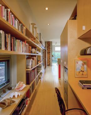 Elliott and Elliott architects put a hallway space to hard-working use in this Maine house.