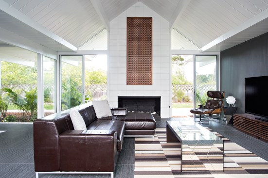 Double+Gable+Eichler+Remodel+by+Klopf+Architecture