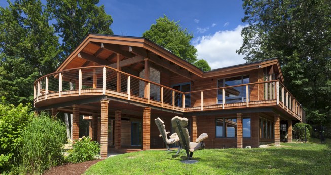 Courtesy of Decks by Kiefer