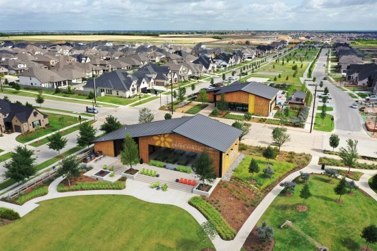 The amenities at Hillwood's first agrihood, Harvest, include the Front Porch, a venue for open-air gatherings.