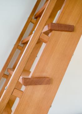 The ship's ladder with slip-jointed stair tread.