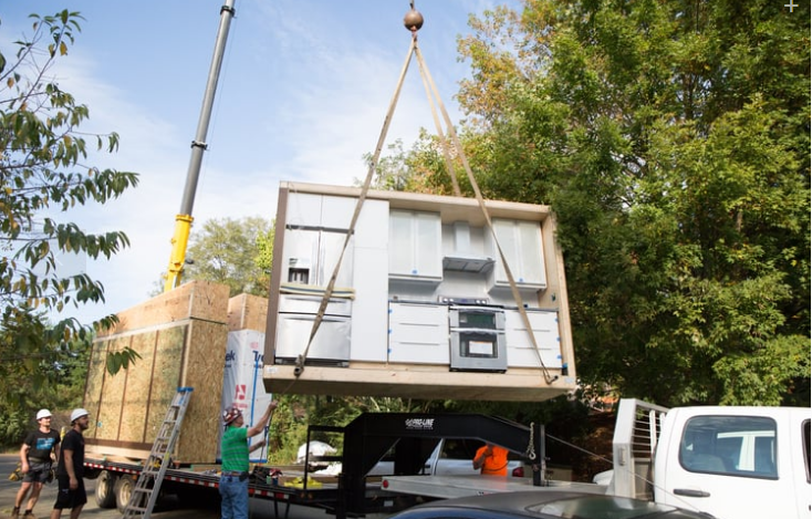 The LakeHAUS project utilized pre-built high-tech panels that were shipped to the jobsite.