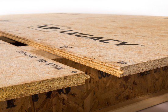 Though the wood strands in OSB look random, their placement is actually precisely engineered to determine the panel’s strength and stiffness.