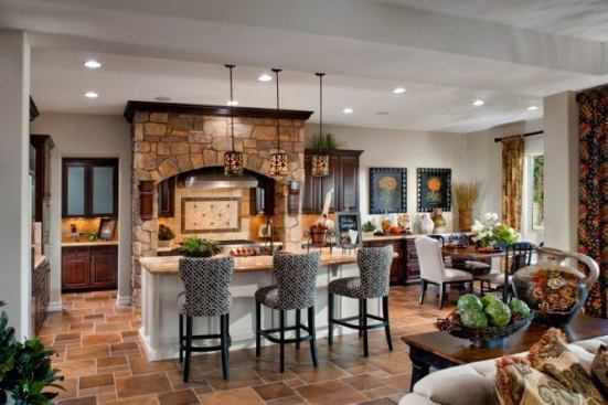 Serenity Ridge floor plans range from 3,000 to 4,000 square feet with four or five bedrooms and three- and four-car garages.