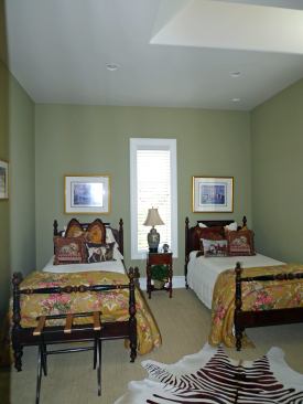 8. Bonus Room  A bonus room adds additional space for hobbies and entertainment, and is a popular lifestyle option since its use can change with the life of the home.