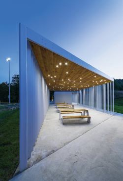 Central dining pavilion