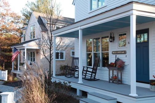 Cobblestone Cottages 

by Barefoot Cottage Co.

Plymouth, Mass.