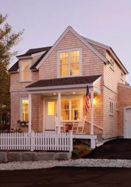 Cobblestone Cottages 

by Barefoot Cottage Co.

Plymouth, Mass.