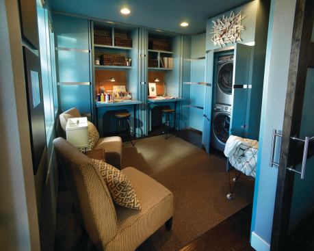 A “do room” makes space for a mud room, laundry, sitting area, and twin craft desks.