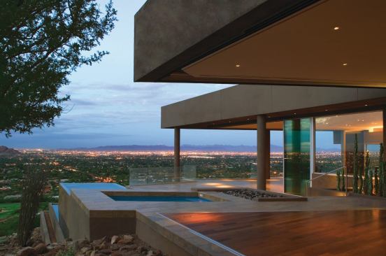 Glass handrails guarantee unimpeded city views.

Architect: Christy & Co., Scottsdale, Ariz.

