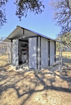 2013 RADA / Outbuilding / Merit Award: Garden Gateway, Sisterdale, Texas / John Grable Architects