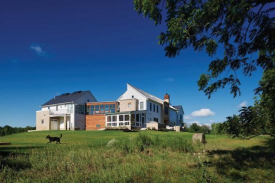 Woodland Hall House, Columbus, Ohio

Architect: Meyers + Associates, Columbus

Builder: Ghiloni Custom Builders, Granville, Ohio