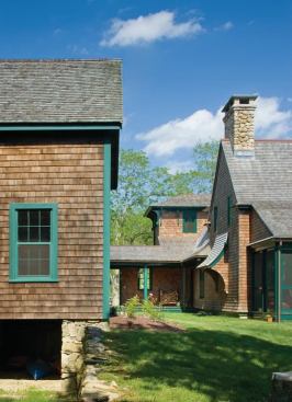 Architect Jacob Albert paid close attention to the “vernacular of old sheds” when he built the house. 