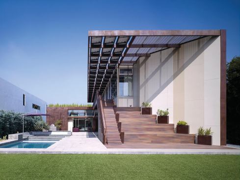 The Yin-Yang House, designed by Brooks + Scarpa, is on a quiet street in Venice, Calif. 