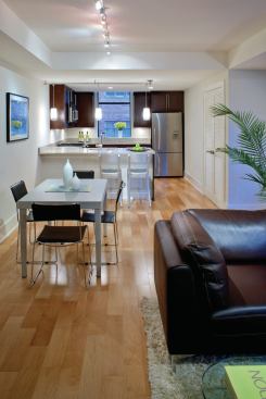 "The layout resembles a jigsaw puzzle," says developer Julio Murillo, which allowed for more open, varied plans on multiple levels.
