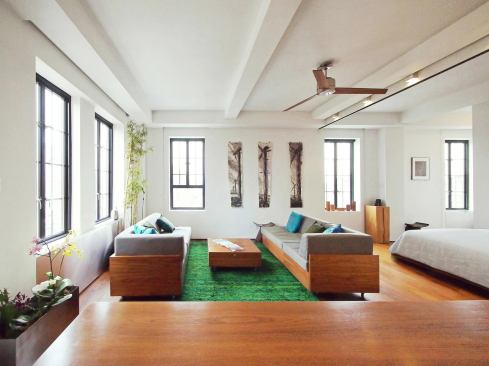 Its corner location means the space gets ample daylight.