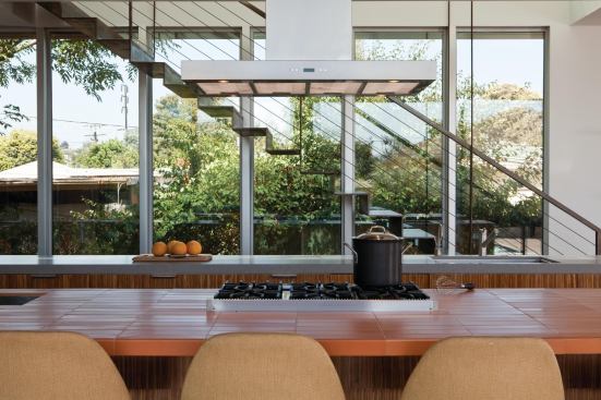 The stair nearly disappears in profile.