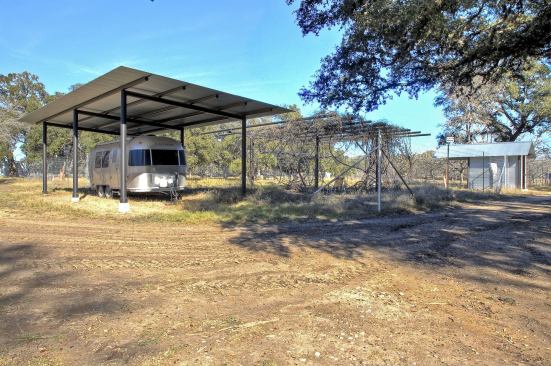 2013 RADA / Outbuilding / Merit Award: Garden Gateway, Sisterdale, Texas / John Grable Architects
