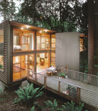 The Miller|Hull Partnership meld modernism, environmental sensitivity, and regional flavor in the Michaels/Sisson Residence.